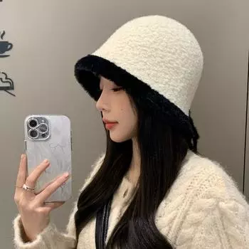 Шапка женская однотонная плюшевая панама зимняя теплая утепленная панама