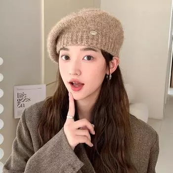 Шапка женская однотонная универсальная вязаная шерстяная шапка зимняя теплая берет с металлической этикеткой