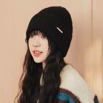 Шапка женская осенне-зимняя универсальная вязаная шерстяная шапка с железным стандартом теплая защита ушей маленькое лицо холодная шапка большая окружность головы шапка M (56-58cm) iron standard темно-коричневого