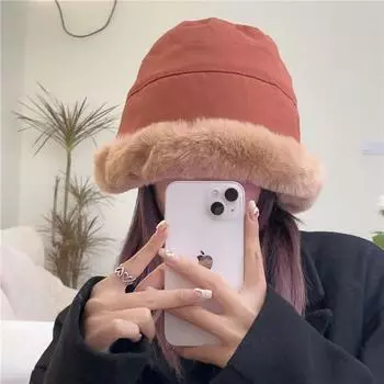 Шапка зимняя женская новая модная универсальная иностранная шапка для бассейна зимняя плюшевая теплая утолщенная панама монгольская шапка (54-58cm) can generally be worn. чёрный