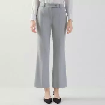 Она скучает по минималистичным брюкам Boot Cut SwwSlo11010 light blue/44