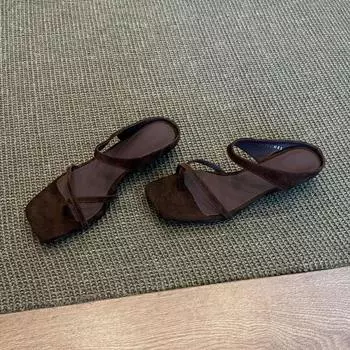 Sheepskin version, leather simple casual cover, toe word with sandals, women s summer retro square head slope heel, wear cool slippers 35