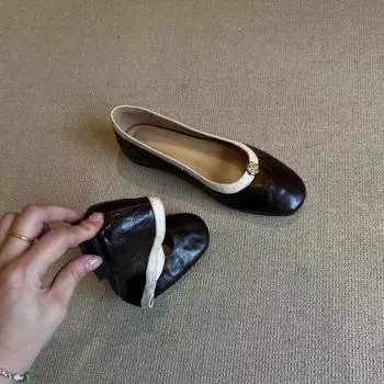 Sheepskin version~ niche camellia flat-soled single shoes women s retro shallow mouth round head Mary Jane shoes 35