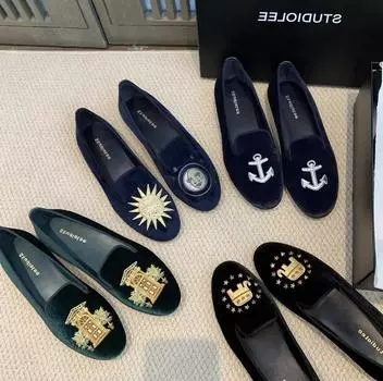 Sheepskin version of grape mother, the same French pattern embroidery, one-pedal velvet ballet shoes, women s lazy flat-bottomed small leather shoes 35