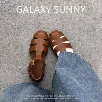 Sheepskin version retro leather hollowed out brown flat-bottomed pig cage shoes casual vacation beach bag head sandals women s 35