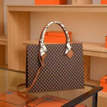 Шелковый шарф в стиле ретро, текстура, иностранный стиль, повседневная, простая, клетчатая, модная, через плечо, портативная, маленькая, квадратная сумка коричневый