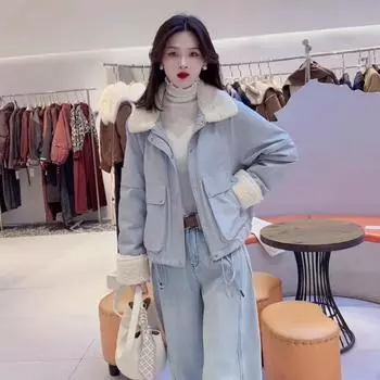 Шерсть ягненка с лацканами, сращивание, пирог, преодолевает женское зимнее новое чувство 2024 года, повседневное свободное утолщенное хлопковое пальто M 85-57.5kg