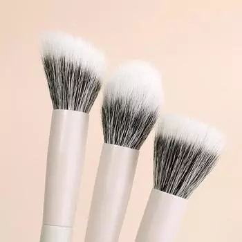 Шерстяная мягкая кисть для румян Кисть для макияжа Красота лица Инструменты для макияжа Выделите контур Многофункциональная кисть для румян Частичная кисть для лица