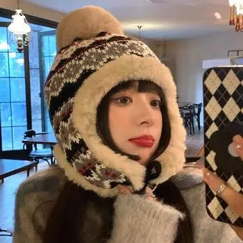 Шерстяная шапка женская версия ретро лицо маленькая зимняя плюшевая утолщенная теплая защита для верховой езды холодная шапка Lei Feng прилив M56-58cm чёрный