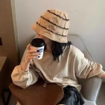 Шерстяная вязаная панама женская осенне-зимняя теплая универсальная купольная панама полосатая панама универсальная прилив average size (54-59cm) хаки