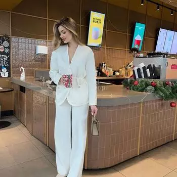 Шерстяной вязаный комплект из двух предметов, сплошной цвет, повседневная маленькая куртка с ароматом, тканый пояс, H-образный карман на шнуровке, женская одежда, повседневный топ One Size бежевый