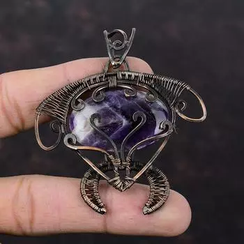 Шеврон Аметист Подвеска Медная проволока Обернутая подвеска Подвеска ручной работы Дизайнерские медные украшения Подвеска в виде черепахи Подарок для него Ювелирные изделия из драгоценных камней