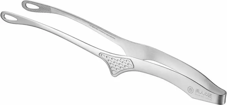 Щипцы из нержавеющей стали, изготовленные в Японии опытными мастерами, и обработанные таким образом, чтобы облегчить захват ингредиентов с использованием навыков и опыта серебряный