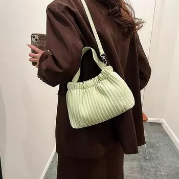 Шикарная плиссированная сумка для женщин, весенняя, новая, повседневная, простая, сумка через плечо, большая вместимость, мягкая, из искусственной кожи, сумка на одно плечо (20cm<Max Length<30cm)