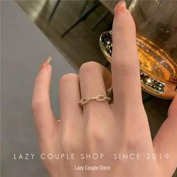 Шикарное женское кольцо-цепочка с микро-инкрустацией из циркония — уникальный открытый дизайн для указательного пальца