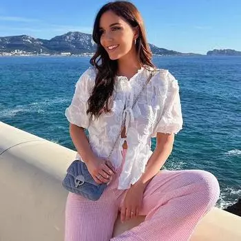 Шикарные блузки с цветочной вышивкой для женщин, элегантные женские рубашки с коротким рукавом и шнуровкой, новинка 2024 года, женские топы с круглым вырезом S белый