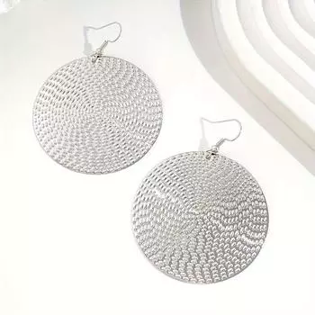 Шикарные и простые большие круглые серьги-кольца для женщин - универсальный модный аксессуар на все времена золотой