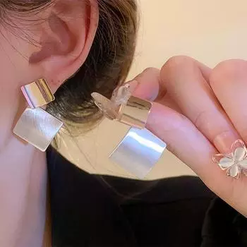 Шикарные, простые, большие квадратные серьги-капли для женщин, модные металлические очаровательные серьги в стиле панк, 2023, эффектные вечерние украшения для ушей, подарки