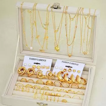 Шикарный комплект украшений для женщин из 62 предметов - серьги, кольца и ожерелья с сердечками, бабочками, геометрическими узорами. Подарочные украшения.