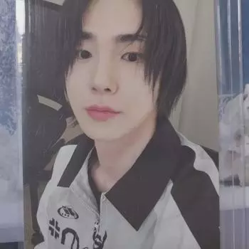 Shinee Key Ki-beom Key Kieland Ancon Md Windbreaker Unreleased Photocard