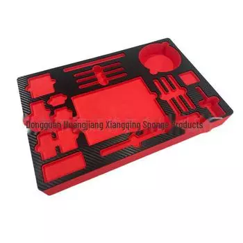 Шкатулка для ювелирных изделий и часов из углеродного волокна с подкладкой из ЭВА, амортизирующей поддержкой из ЭВА и резной формовкой.