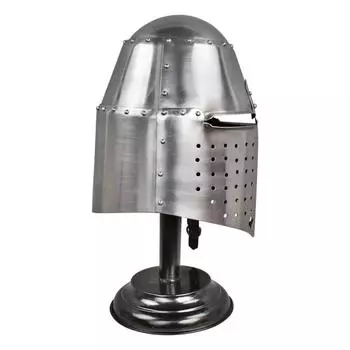 Шлем тамплиера крестоносца XIV века из Пембридж