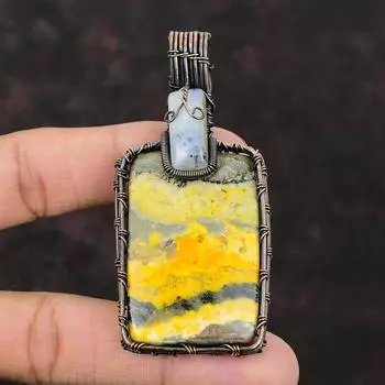 Шмель Яшма Кулон в медной проволоке Радужный кулон с лунным камнем Медные украшения Драгоценный камень Кулон ручной работы Ювелирные изделия из проволоки в обертке