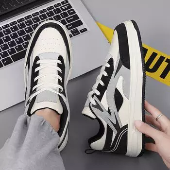 Shoes Men s Spring 2025 New Middle School Student Leisure Sports Board Shoes Versatile Height Increasing White Shoes Bread Shoes 39