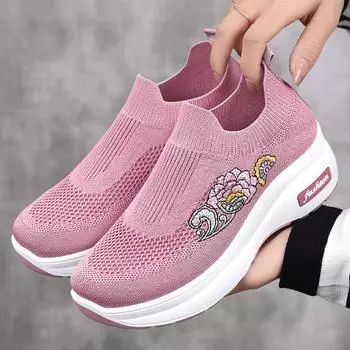 Shoes women s spring new lightweight muffin sole casual shoes women s heightening shoes versatile socks shoes foreign trade women s shoes 36