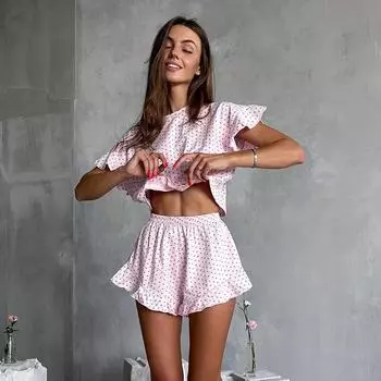 Шорты с короткими рукавами и оборками Spring Love. Пижамы. Два комплекта удобной и мягкой женской домашней одежды. XL розовый