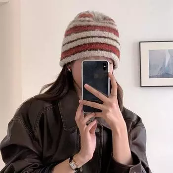 Show face small autumn and winter wool hat winter 2024 new knitted hat windproof and warm winter stacking hat cold hat M56-58cm