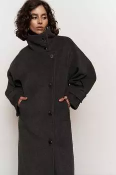 Штампованное пальто из оникса и антрацита