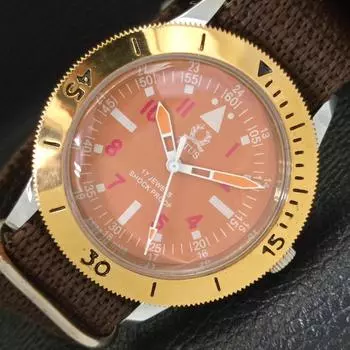 ШВЕЙЦАРСКИЕ 40 ММ МУЖСКИЕ ЧАСЫ TITUS ВОССТАНОВЛЕННЫЕ С ПОВОРОТНЫМ БЕЗЕЛЕМ И ОРАНЖЕВЫМ ЦИФЕРБЛАТОМ 430524-2 R103-a430524