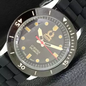 ШВЕЙЦАРСКИЕ МУЖСКИЕ 40 ММ ВОССТАНОВЛЕННЫЕ ЧАСЫ TITUS С ПОВОРОТНЫМ БЕЗЕЛЕМ И ЧЕРНЫМ ЦИФЕРБЛАТОМ a430720-2 R104-a430720