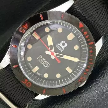 ШВЕЙЦАРСКИЕ МУЖСКИЕ ВОССТАНОВЛЕННЫЕ ЧАСЫ TITUS 40 ММ С ПОВОРОТНЫМ БЕЗЕЛЕМ И ЧЕРНЫМ ЦИФЕРБЛАТОМ a430704-2 R104-a430704