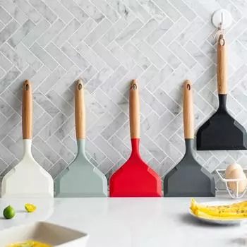 Силиконовая лопатка, кухонная утварь с деревянной ручкой, многоразовая, термостойкая, можно мыть в посудомоечной машине, антипригарная кухонная лопатка, лопатка красный