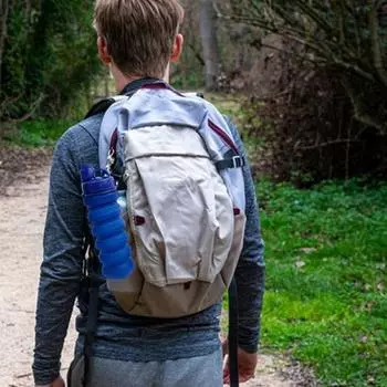 Силиконовая складная бутылка для воды, пищевой класс, не содержит бисфенола А, термостойкая конструкция с широким горлышком, герметичная спортивная бутылка, портативная чашка для воды 550ML розовый