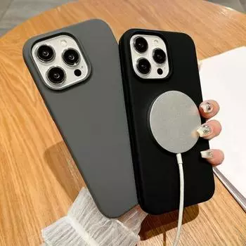 Силиконовый чехол для iPhone 16 Pro, противоударный магнитный чехол iPhone16 красный