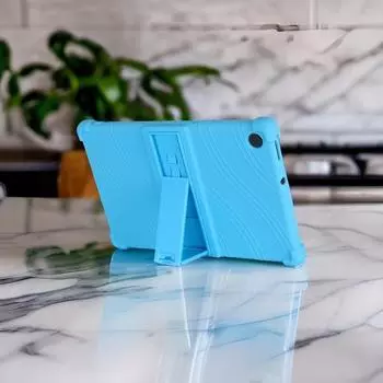 Силиконовый чехол для Tab M10 HD (2-е поколение)/(ТБ-X306F, ТБ-X306X, ТБ-X306V ) красный