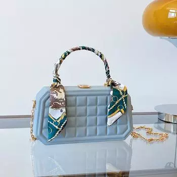 Шелковая коробка для шарфа женская сумка 2024 новый тренд в клетку ретро сумка-коробка модная цепочка сумка через плечо чёрный