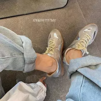 Silver German training shoes women s autumn 2024 new sports and leisure flat shoes soft soles ins Internet celebrity versatile board shoes 35 серебряный