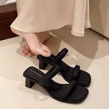 Silver high heels women s 2024 new one-word thick-soled thick heels stepping on shit slippers women s summer wear high heels sandals women 35 серебряный