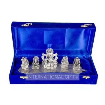 Silver Musical Ganesh God Idol Statue Oxidized Finish with Beautiful Velvet Box Packing and with Carry Bag (12H x 28W x 6L Centimeters) серебряный