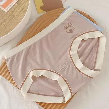 Симпатичное нижнее белье соответствующего цвета. Удобное, мягкое, нежное, шелковистое и гладкое на ощупь. one size розовый