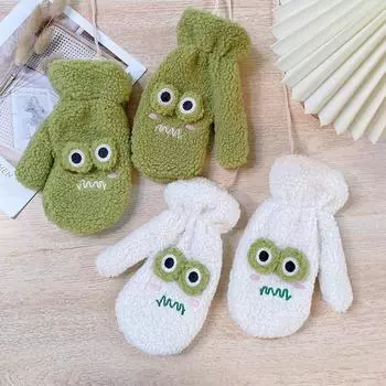 Симпатичные плюшевые теплые перчатки в виде лягушки зелёный