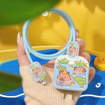 Симпатичный защитный чехол для кабеля передачи данных Kapibala Breadside Bath для iPhone 12promax 13promax 14pro 15pro 11 для защитного корпуса зарядного устройства 18/20 Вт D