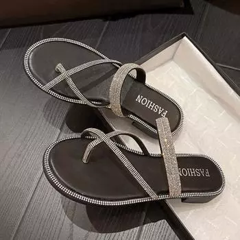 Simple and Casual, Versatile Outdoor Square Heel Slippers 2024 New Fashion Soft Sole Anti Slip Summer Women s Diamond Sandals 35