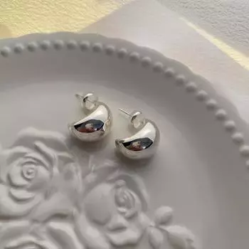 Simple And Fashionable Ball Design Glossy Stud Earrings Women S Plain Circle Design Earrings High-End Earrings Spring And Summer Women