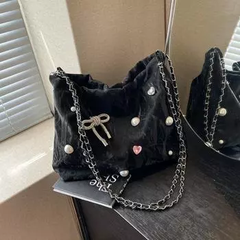 Simple and fashionable large-capacity tote bag women s 2024 summer new design sense niche design shoulder messenger bag чёрный