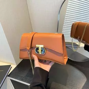 Простая и модная маленькая квадратная сумка, дизайнерская сумка, женская сумка, летняя в этом году, популярная новая модная сумка через плечо чёрный